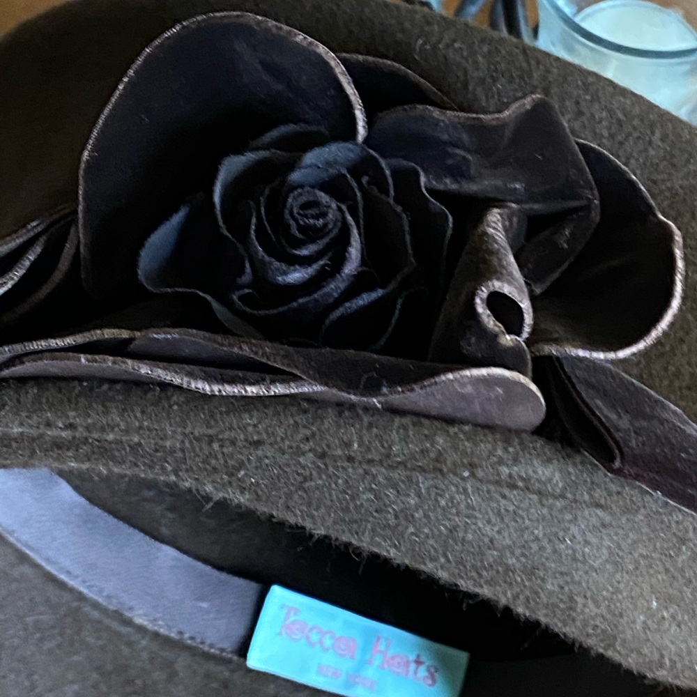 Tocca velour hat